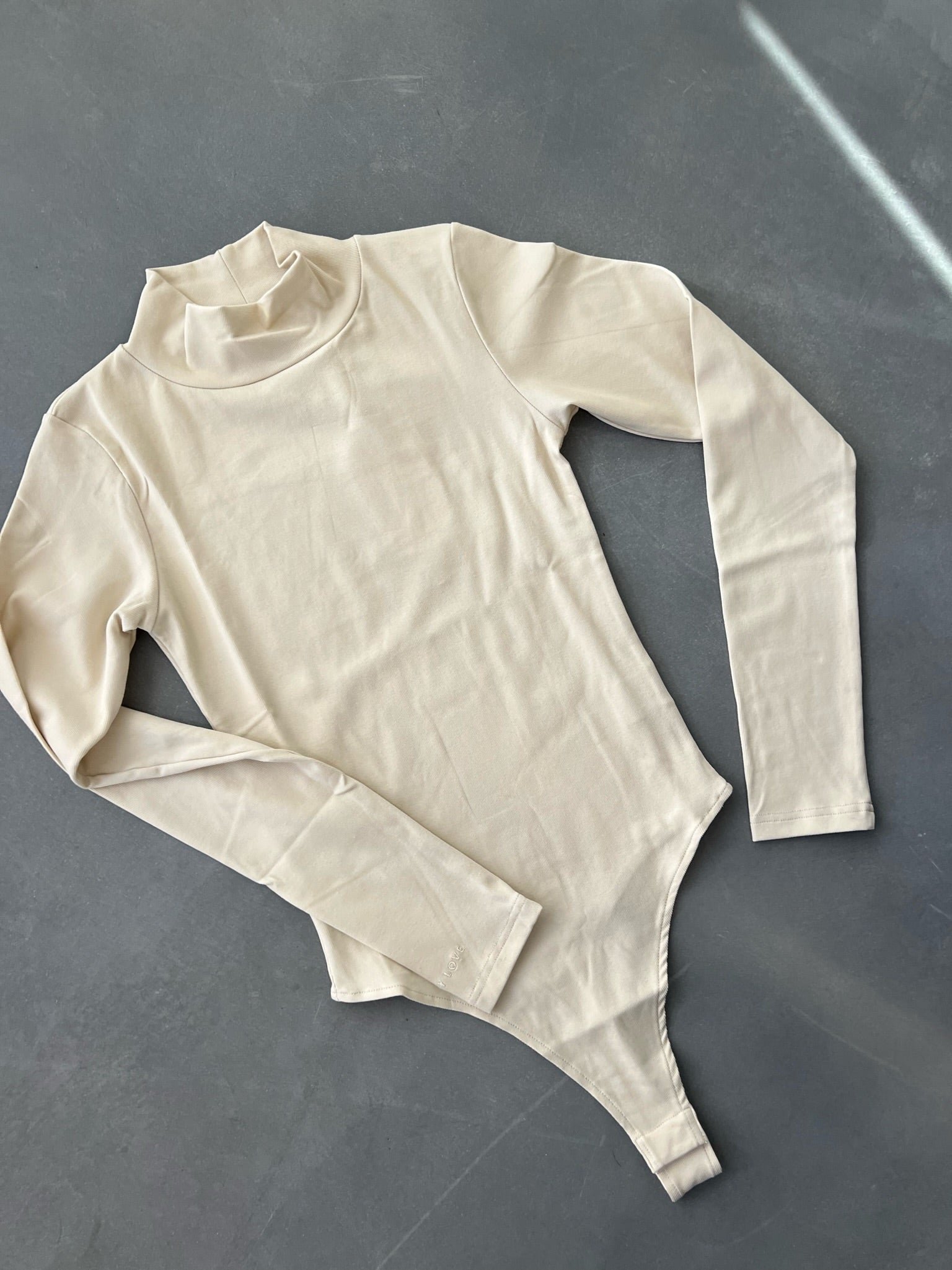 Body mit Rollkragen - French Oak (beige)